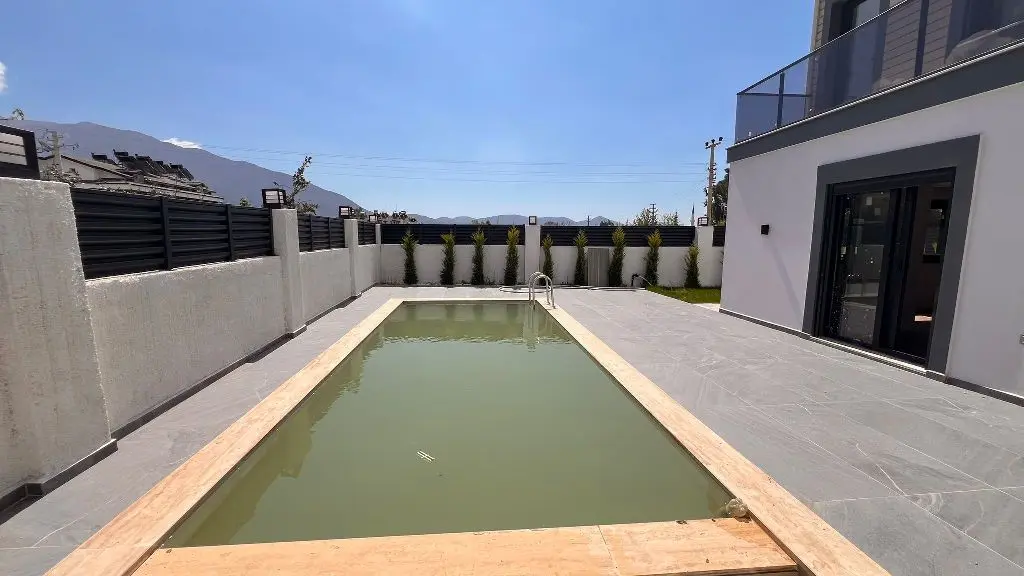 Large pool